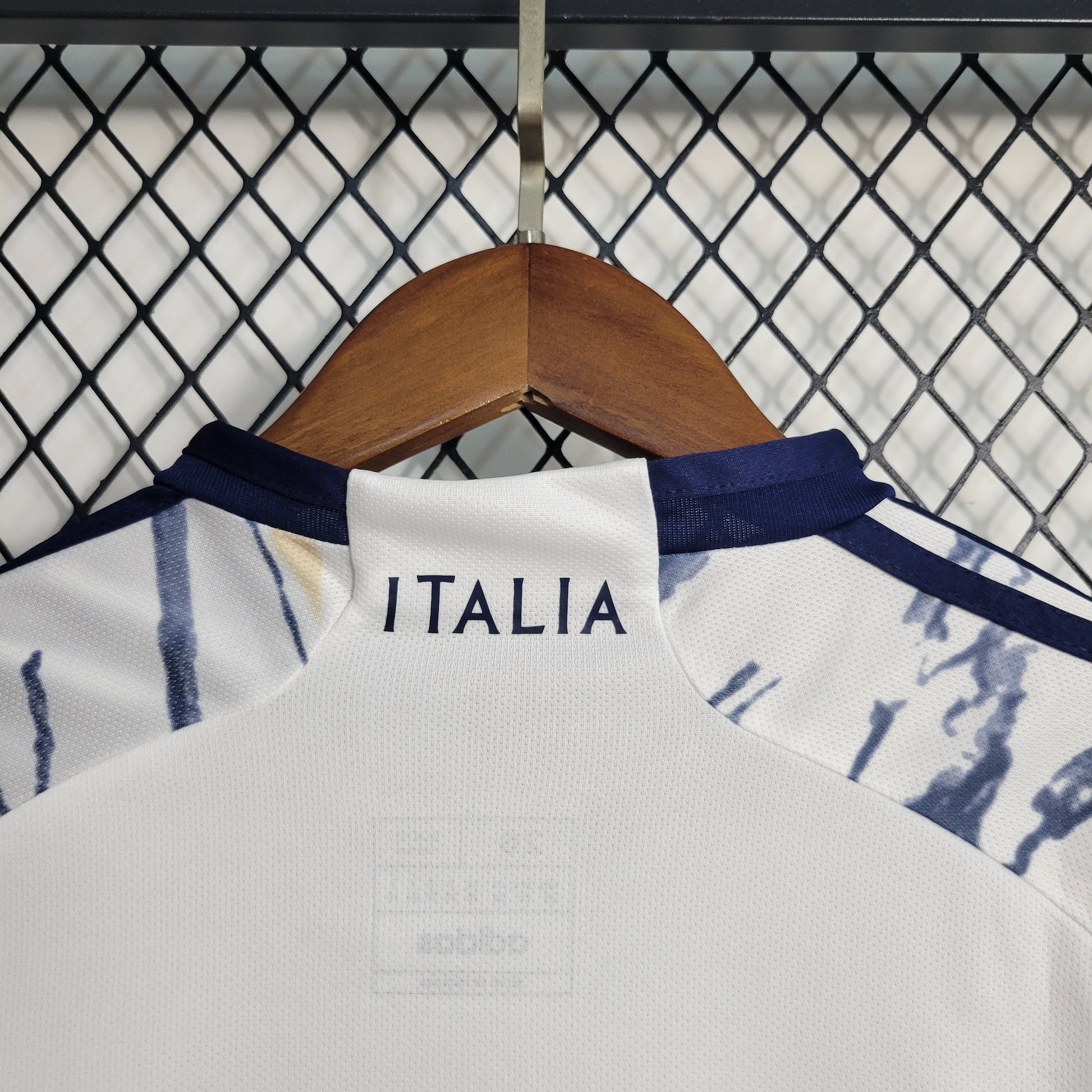 Kit - Italy Away 22 - Game Day