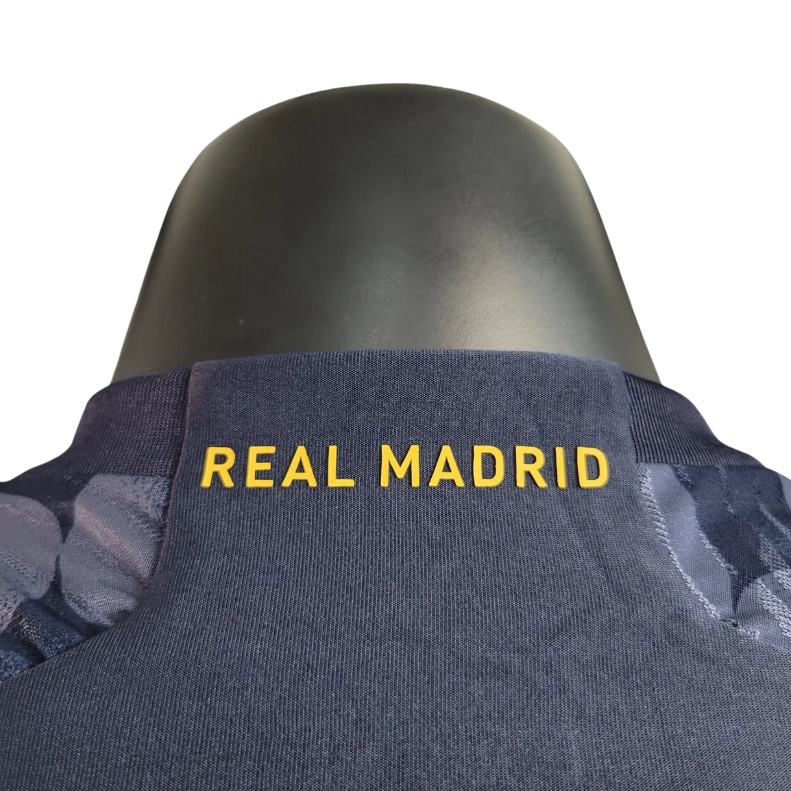 Real Madrid Extérieur 23/24 - Version Joueur