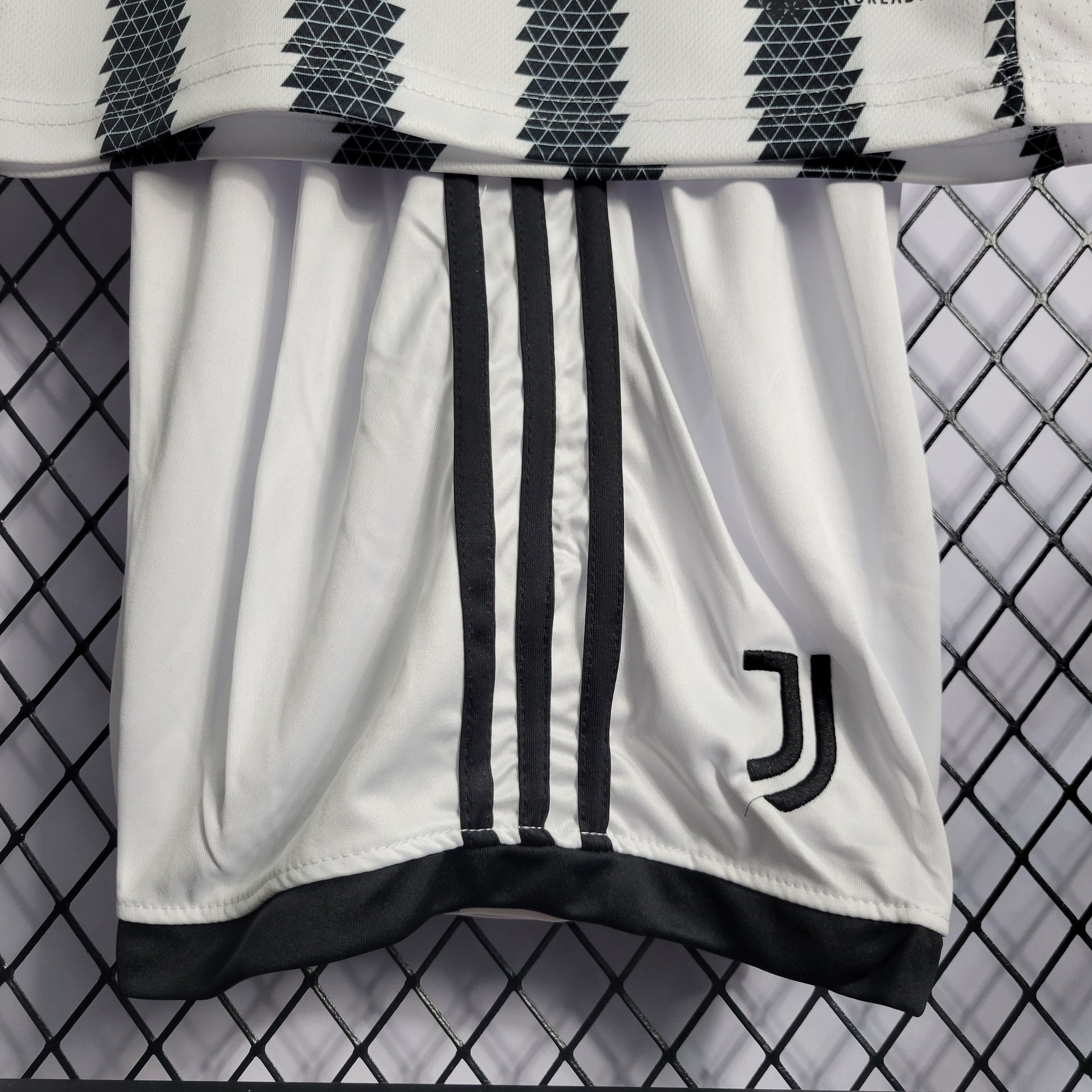 Kit - Juventus Principal 22/23 - Game Day