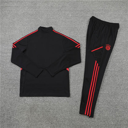 Bayern Munich - Tracksuit - 1/2 Zip