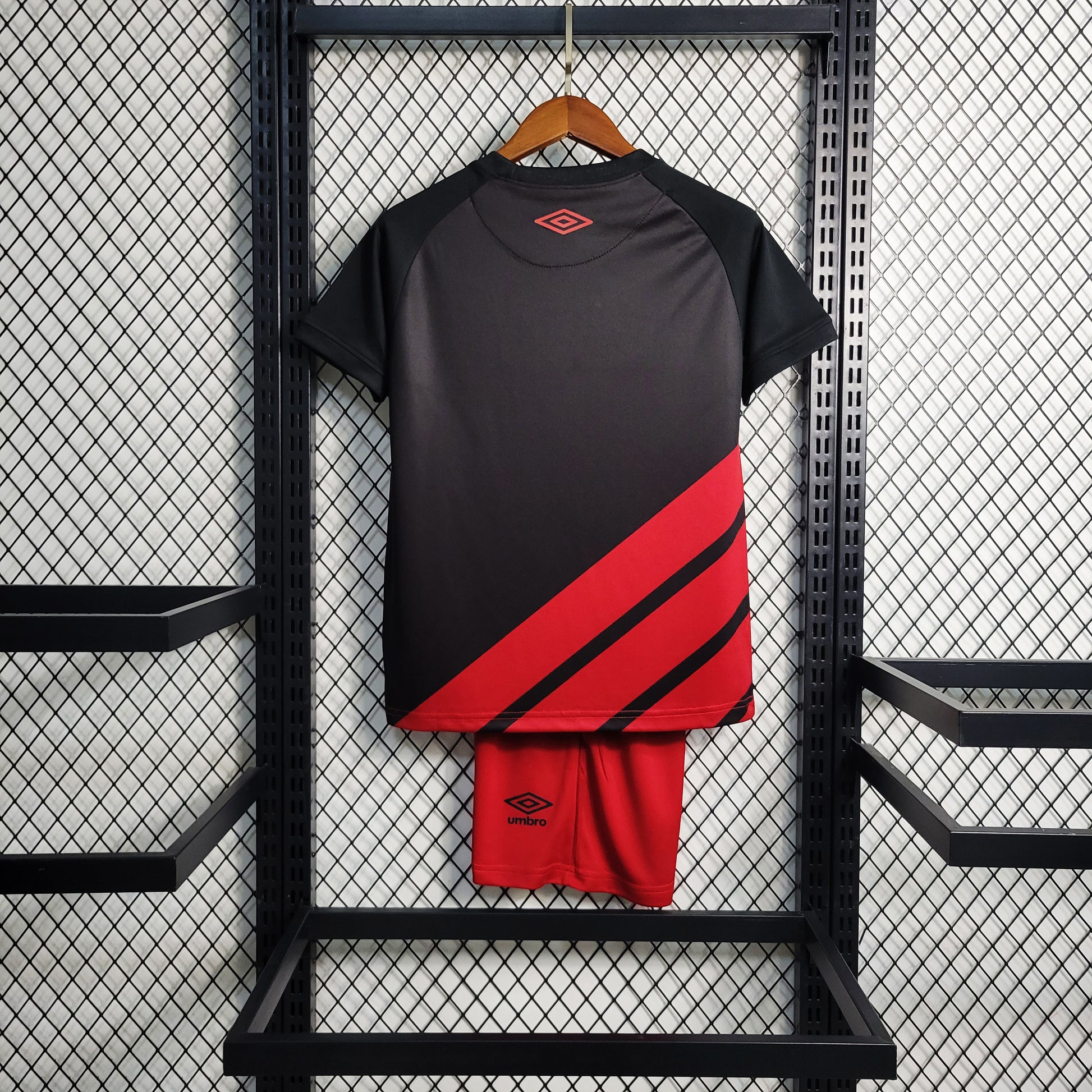 Kit - Athletico Paranaense Alternativa 23/24 - Game Day