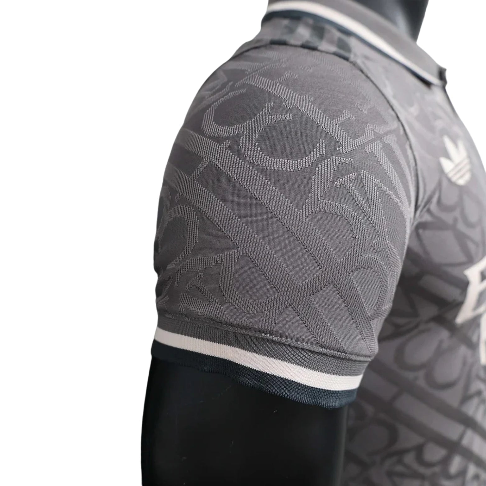 Real Madrid Terceiro 24/25 - Versão Jogador