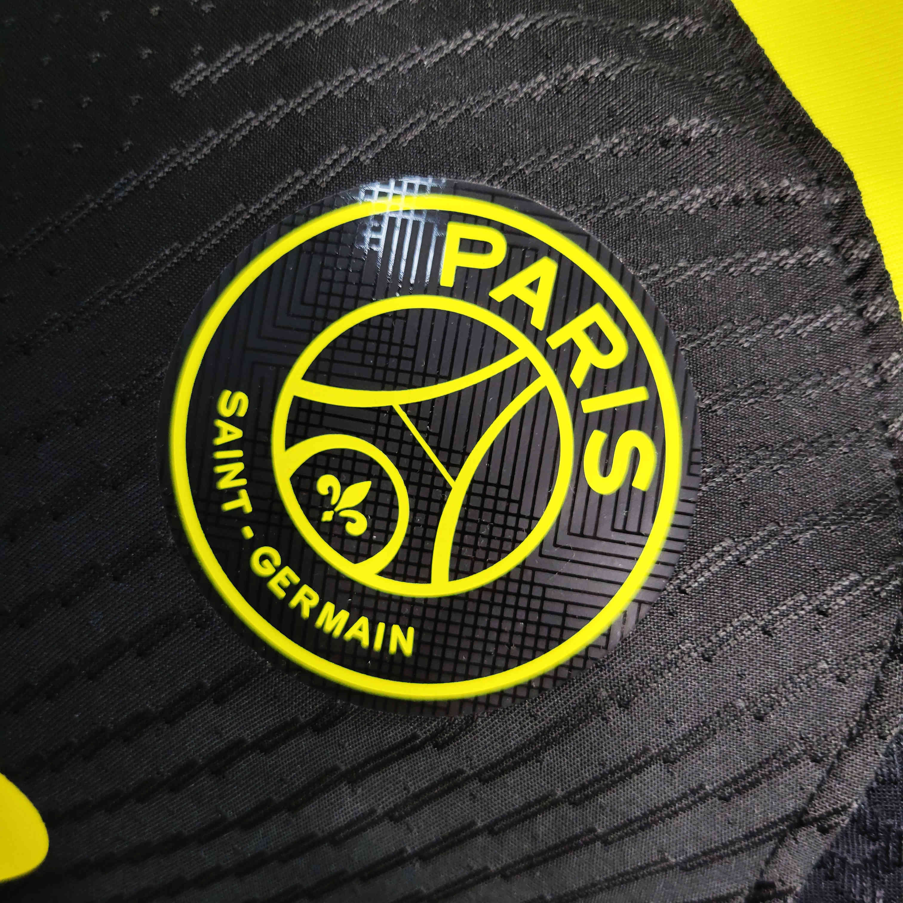 Reversible Windbreaker - Italy