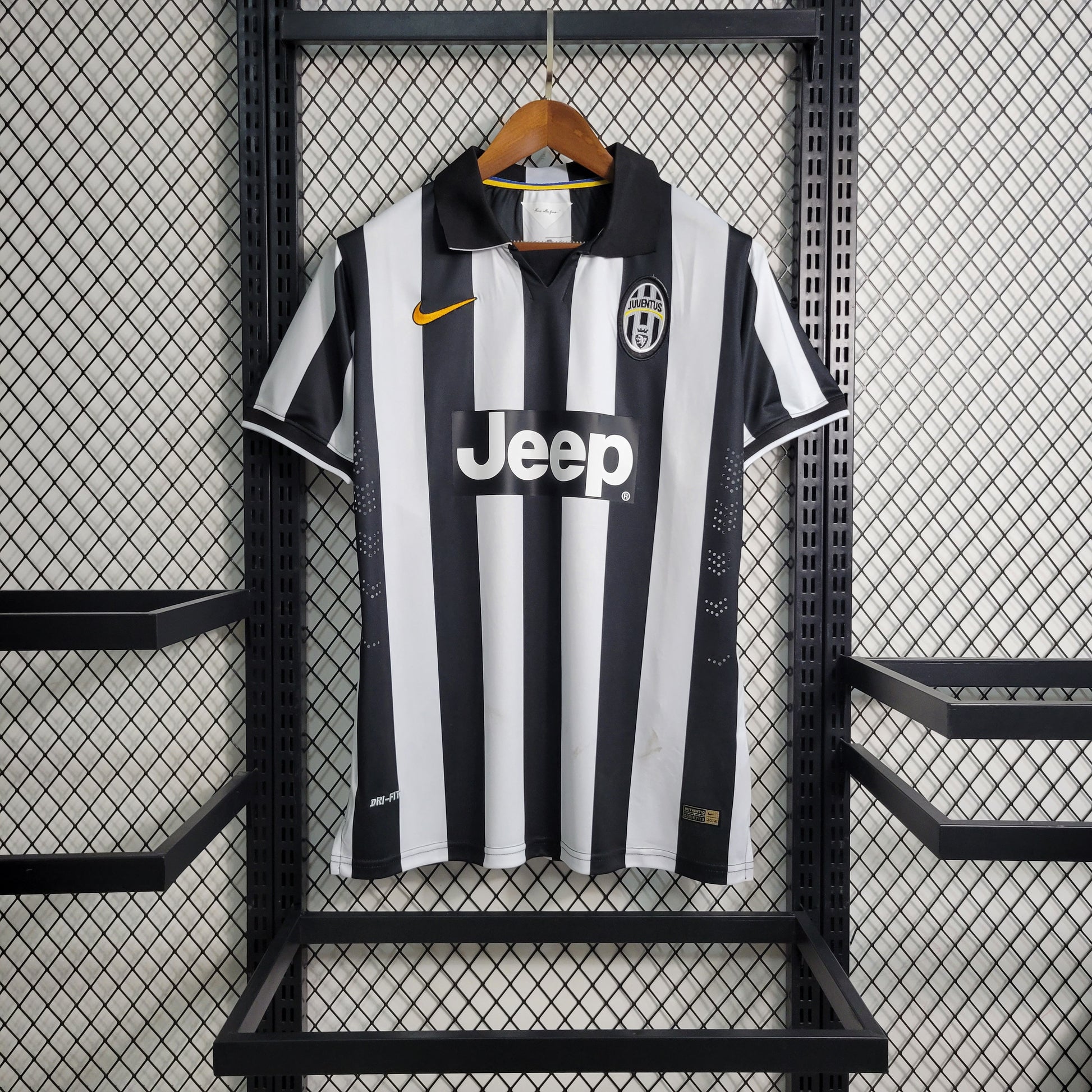 Juventus Home 14/15 - Game Day