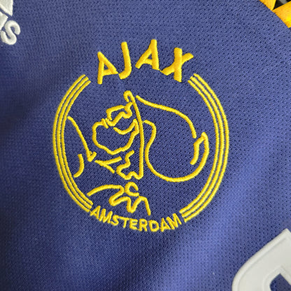 Ajax Away 00/01 - Game Day