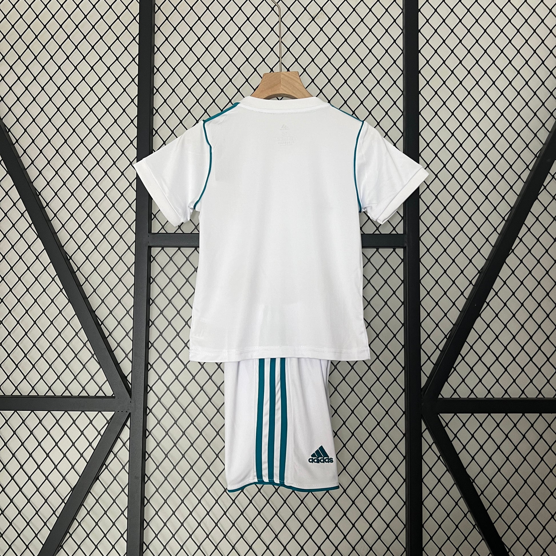 Kit - Real Madrid Principal 17/18 - Game Day