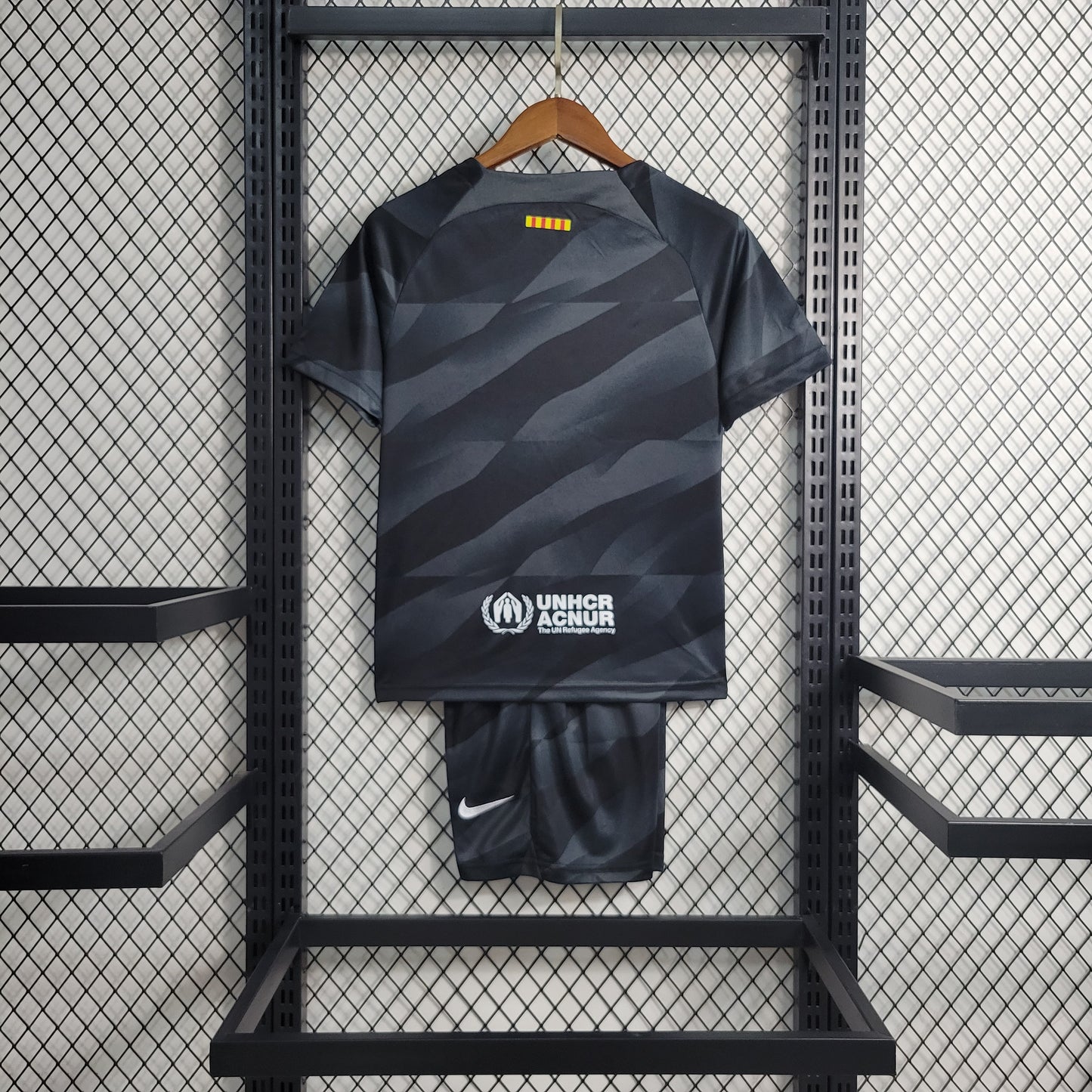 Kit - Barcelona Goalkeeper 23/24 - Game Day