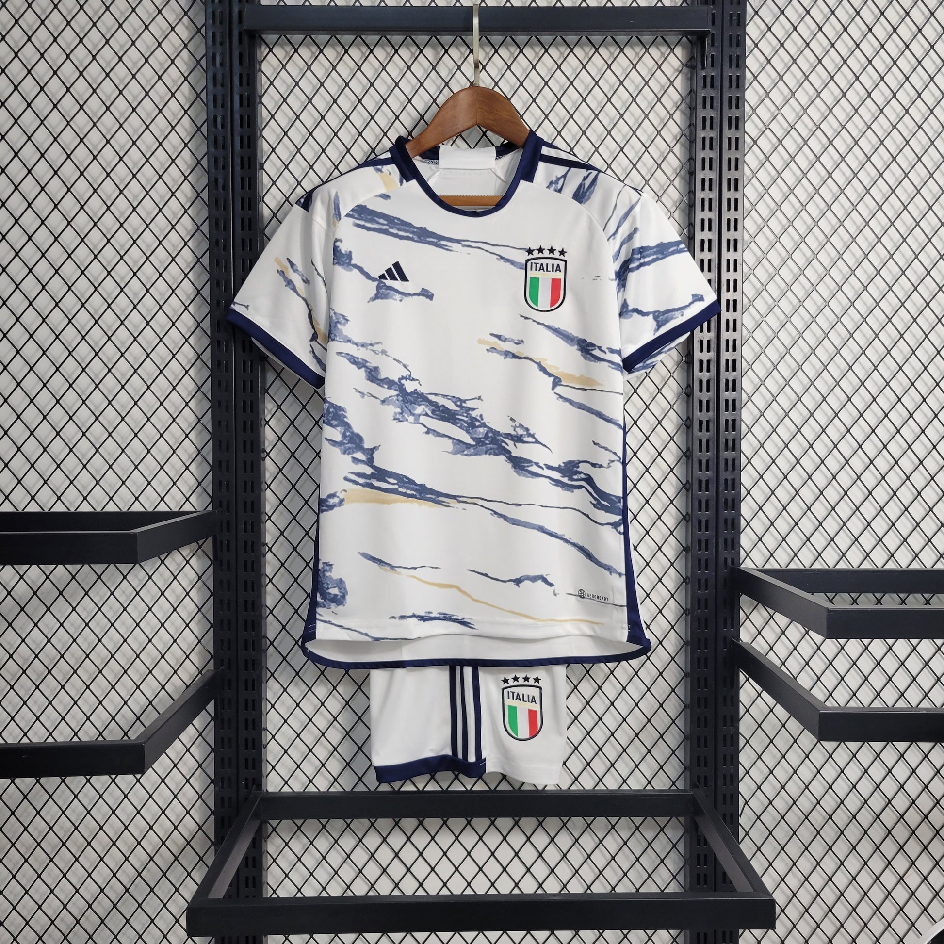 Kit - Italy Away 22 - Game Day