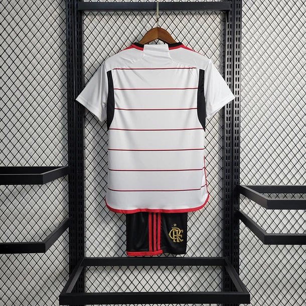 Kit - Flamengo Away 23/24 - Game Day