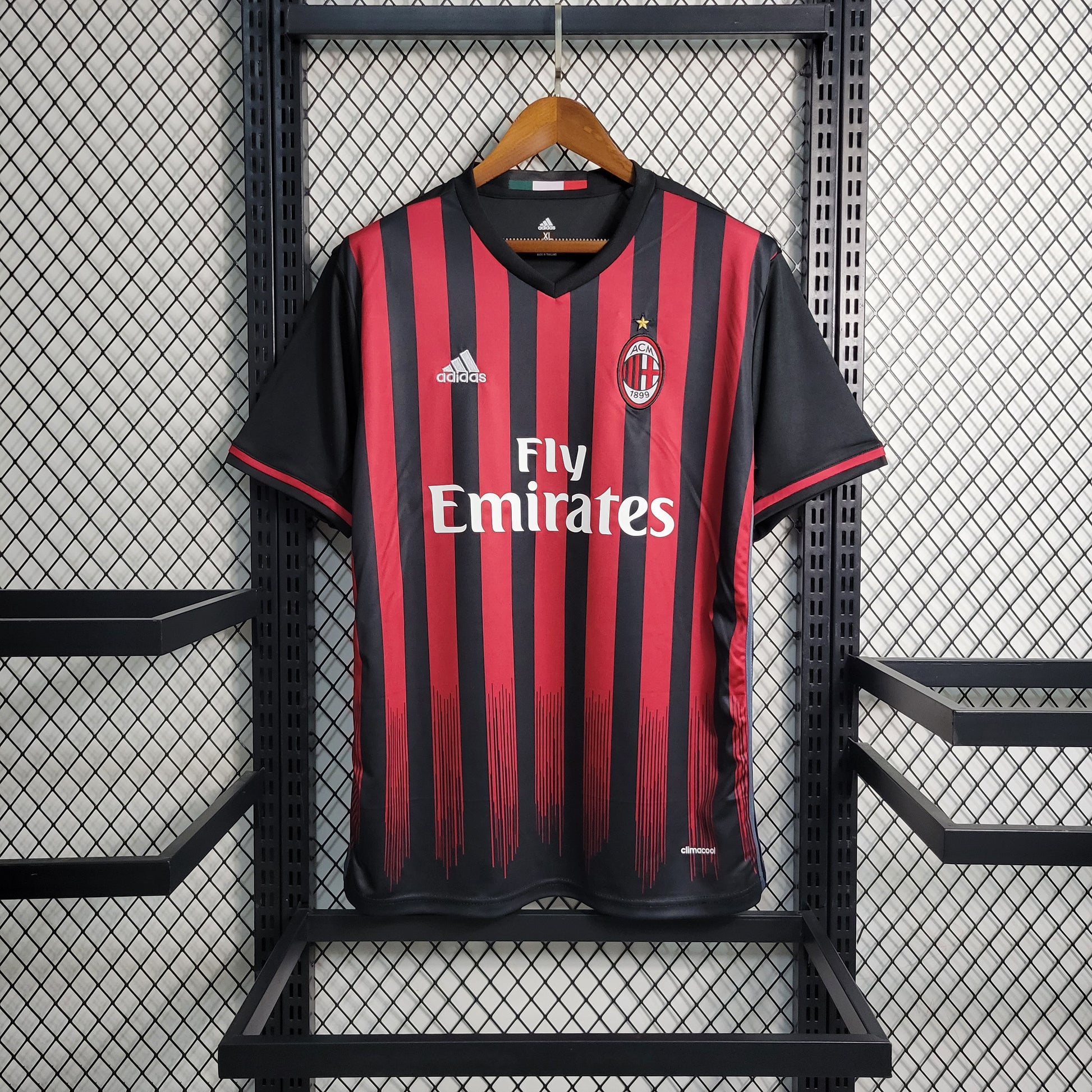 AC Milan Home 16/17 - Game Day