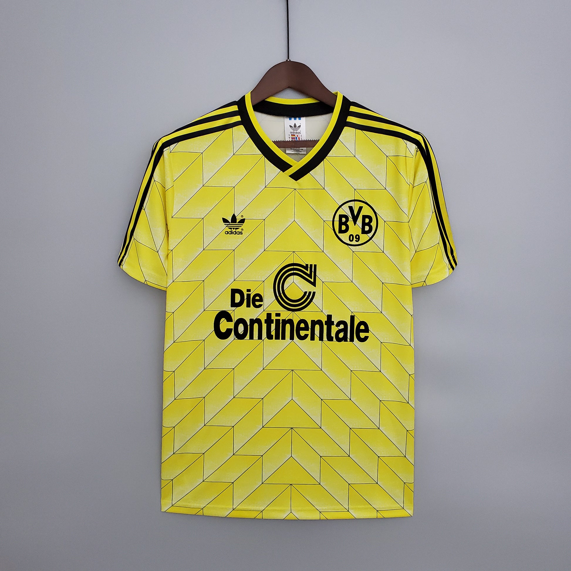 Dortmund Home 88/89 - Game Day