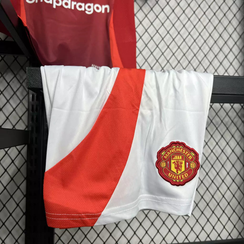 Kit - Manchester United Principal 24/25