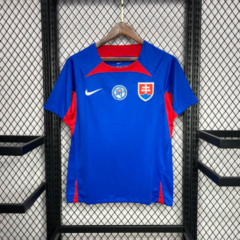 Slovakia Home 24/25