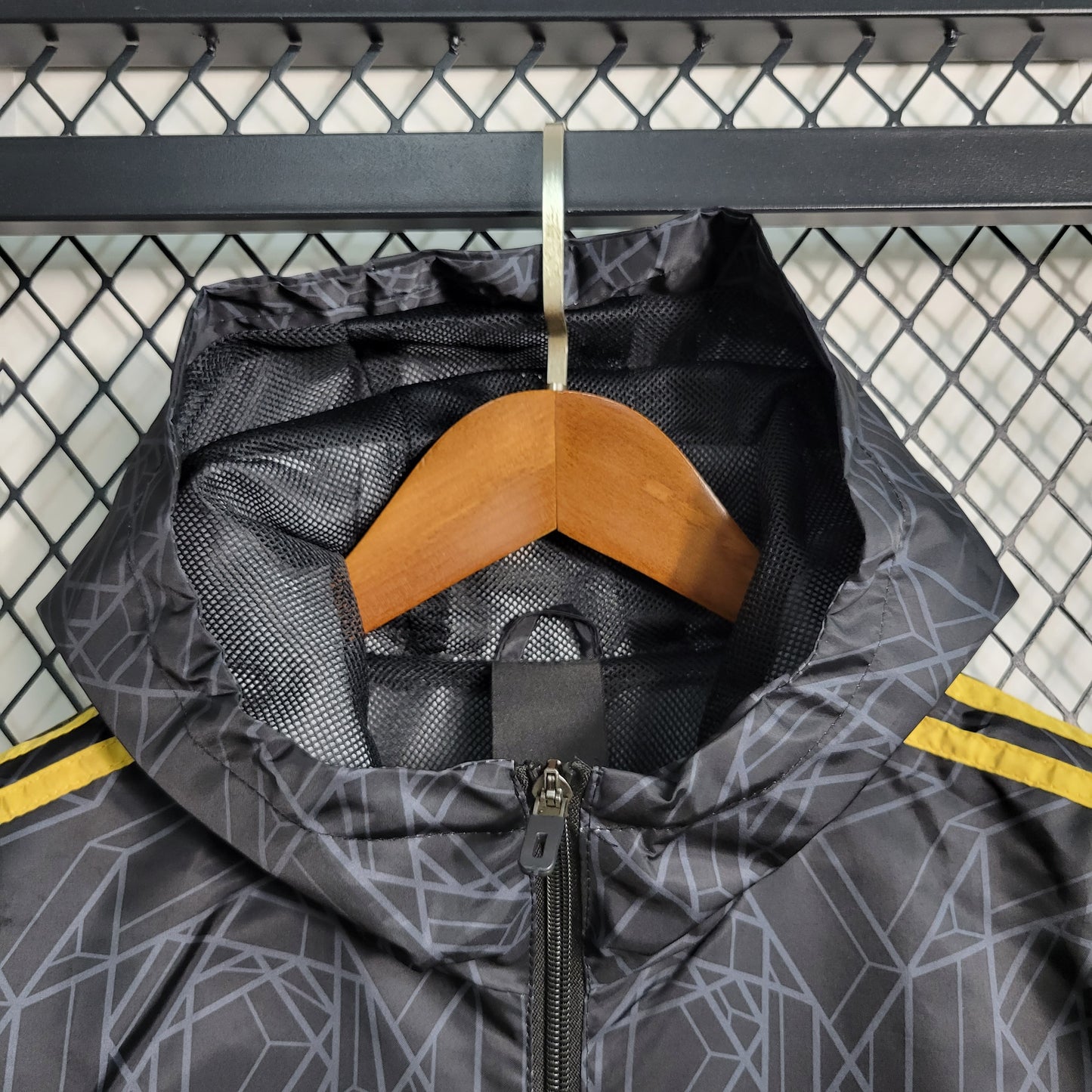 Reversible Windbreaker - Italy