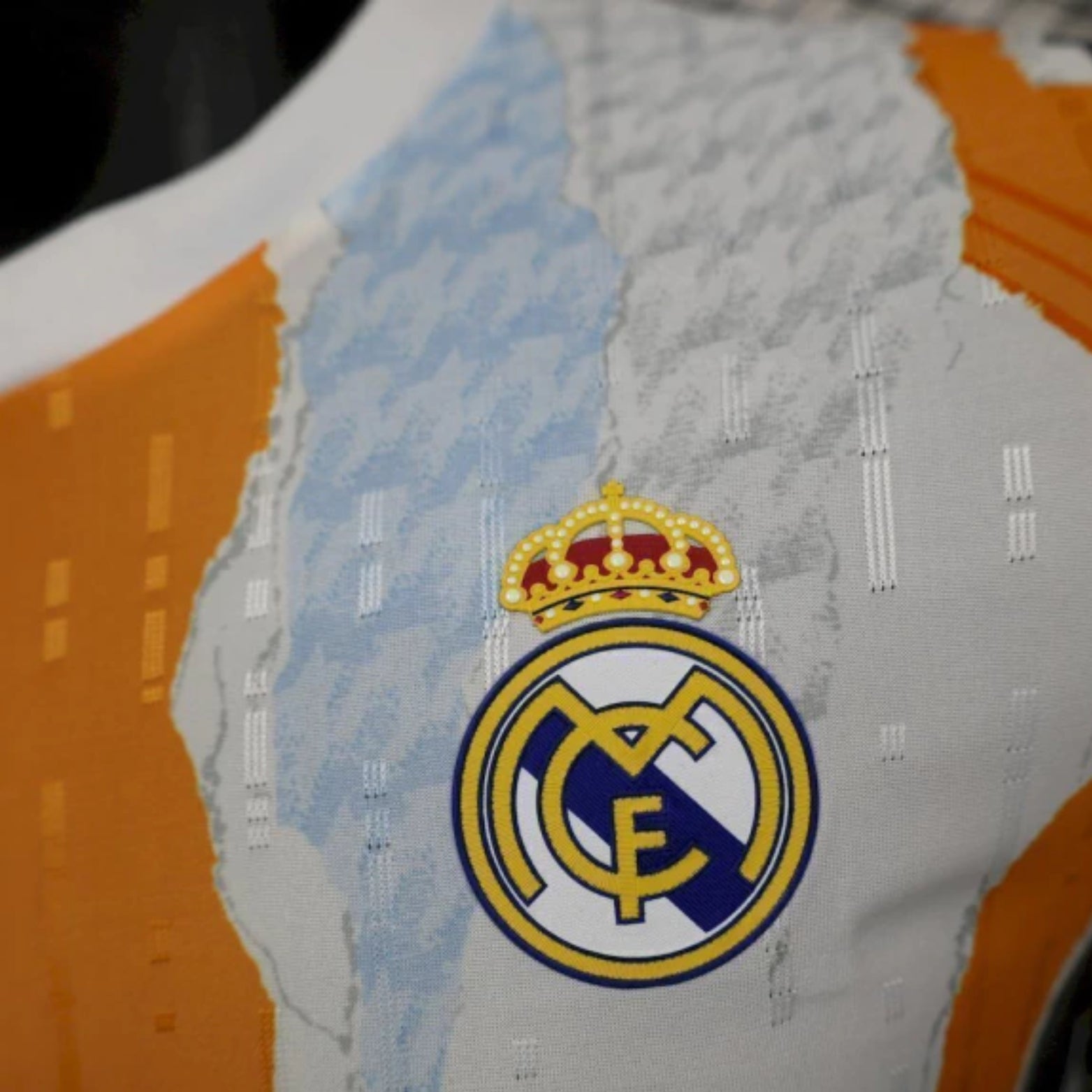 Real Madrid Pré-Jogo 24/25 - Versão Jogador