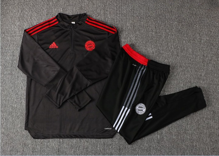 Bayern Munich - Tracksuit - 1/2 Zip