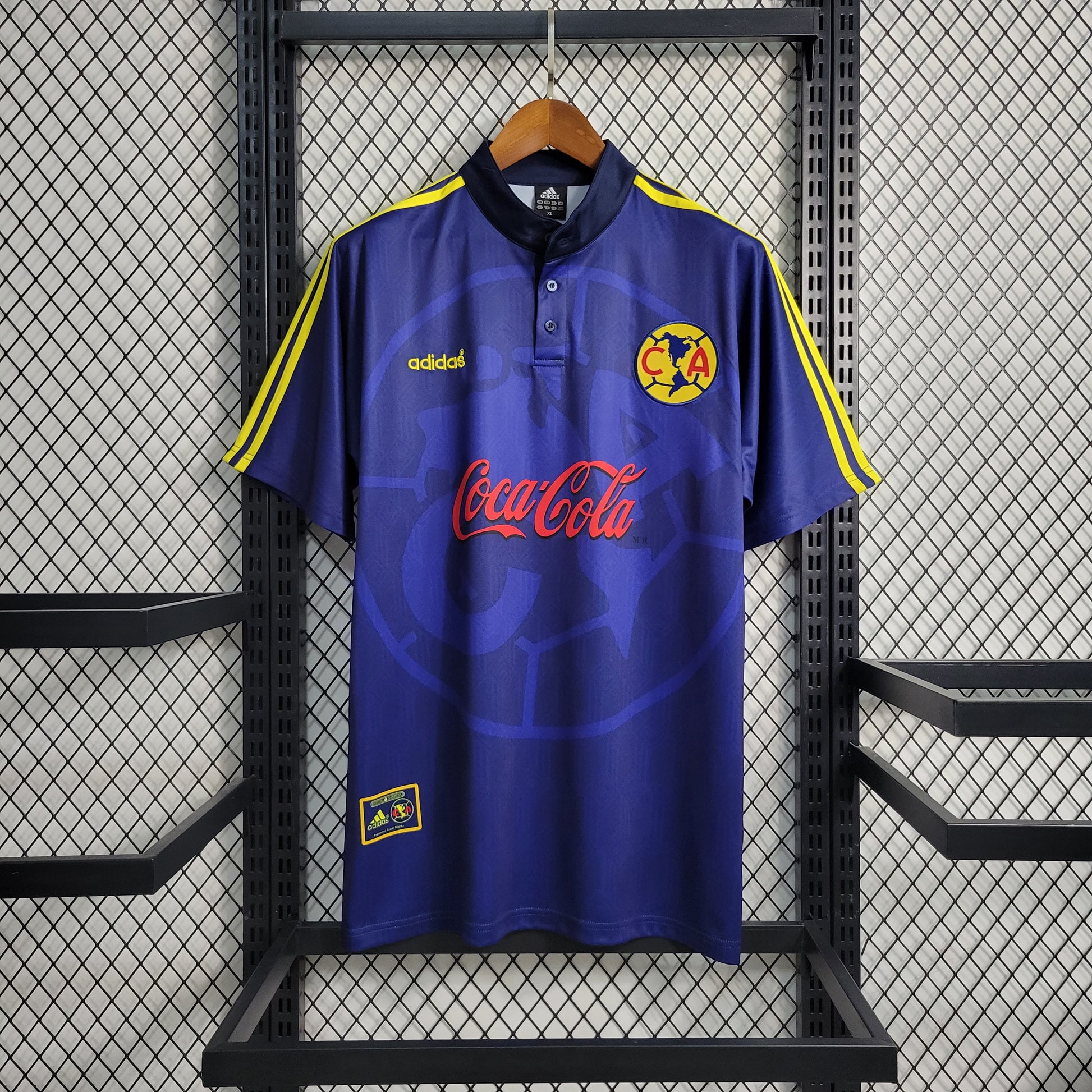 Colombia Away 98/99 - Game Day