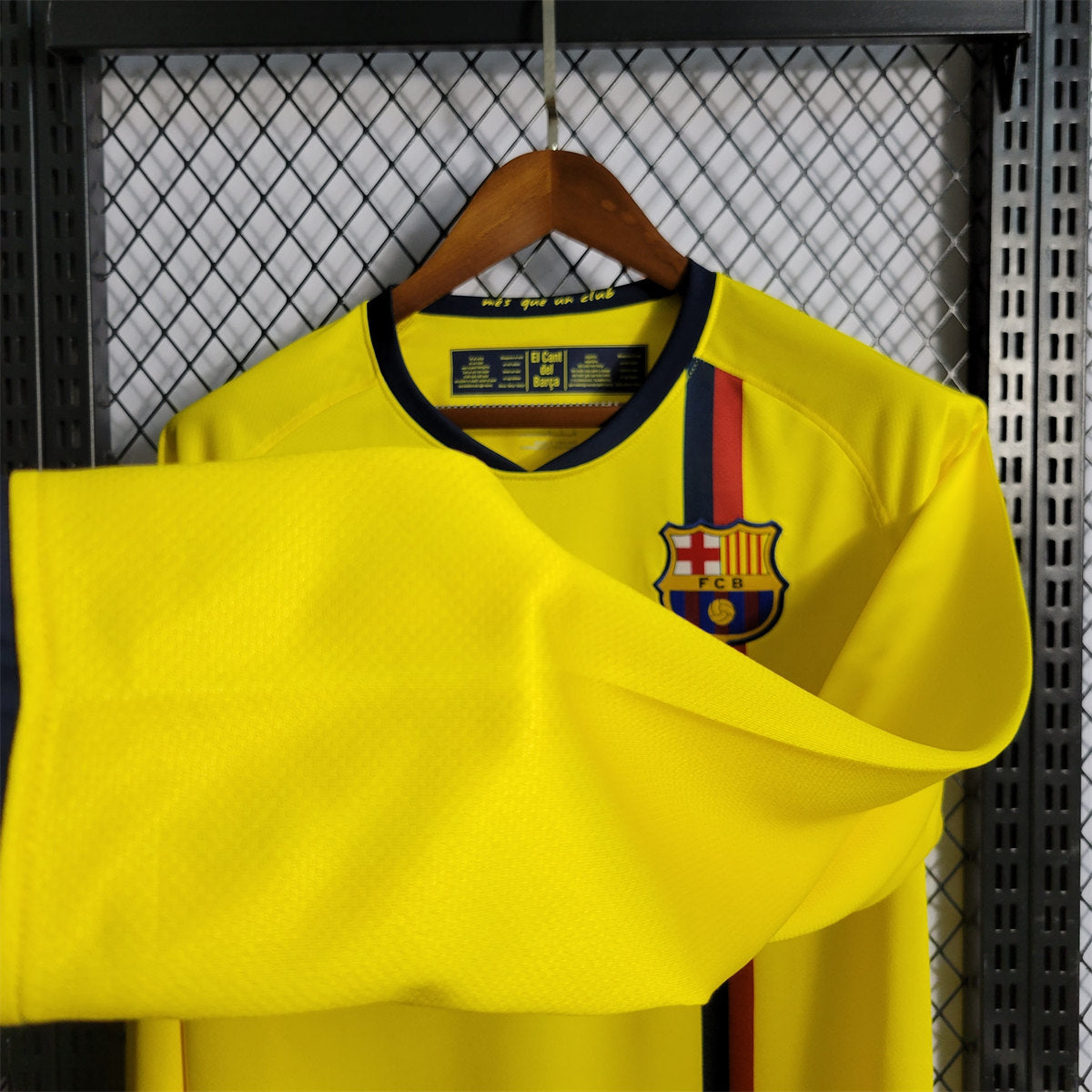 Barcelona Alternative 08/09 - Long Sleeve