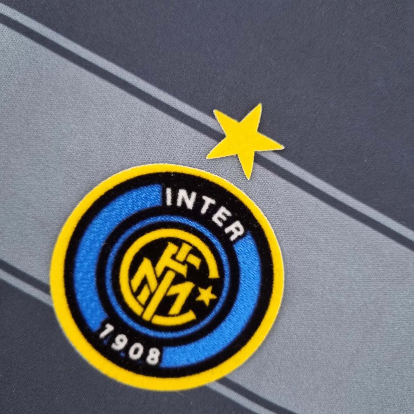 Inter Milan Third 04/05